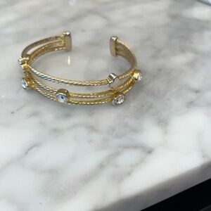 💎Luxury Design Gold and CZ Stones, cream trefoils Cuff Bracelet NWOT